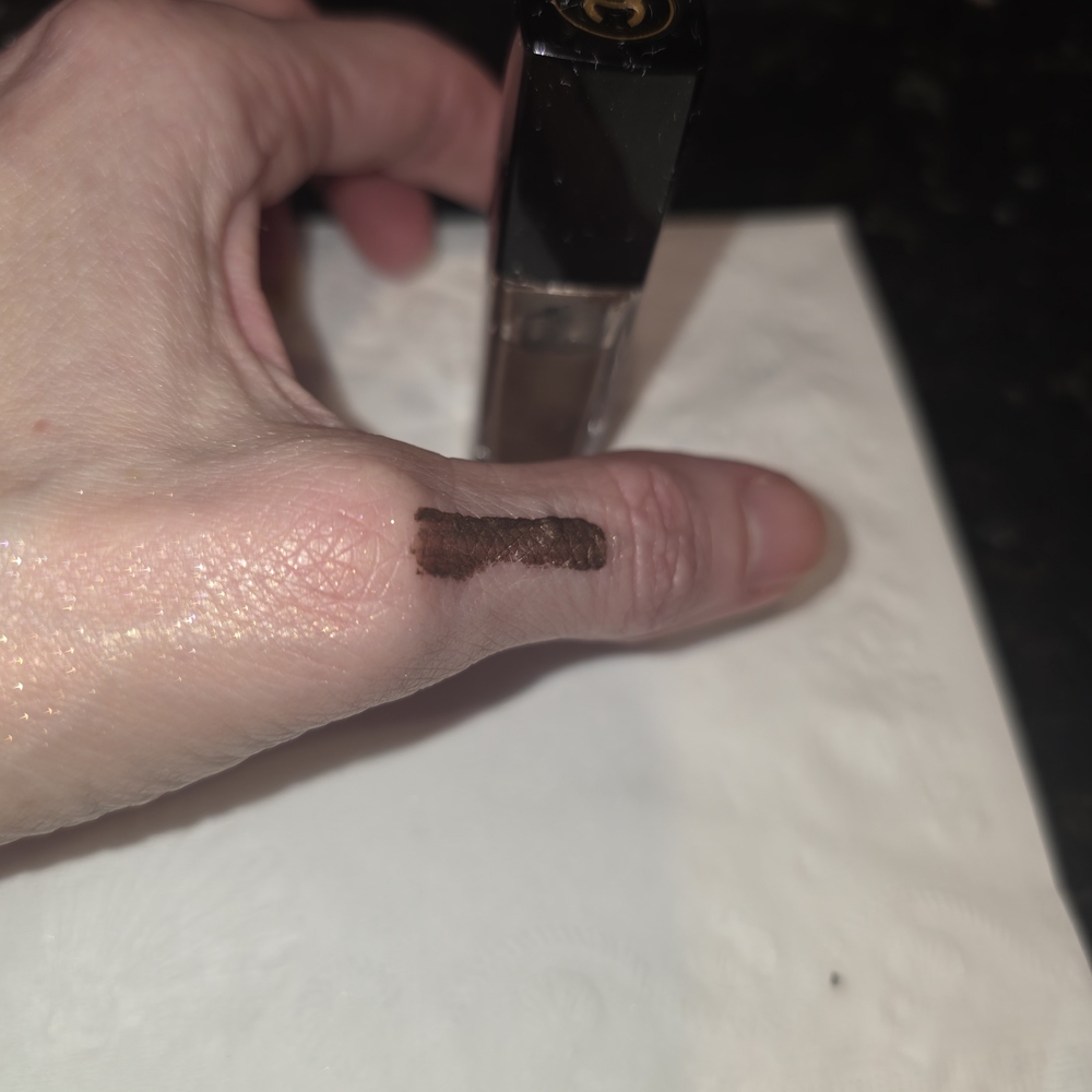 CHANEL 28 Desert Wind Liquid Eyeshadow Used A Couple Of Times